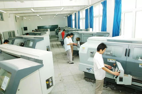 技藝雙全，大機(jī)械閃耀未來